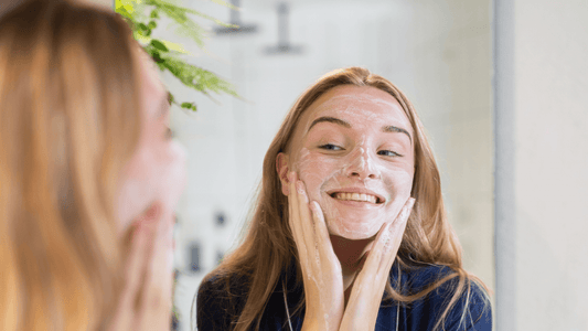 Hoe je de HappySoaps Gezichtsreiniger Bar het beste kunt gebruiken voor een zachte, schone en stralende huid