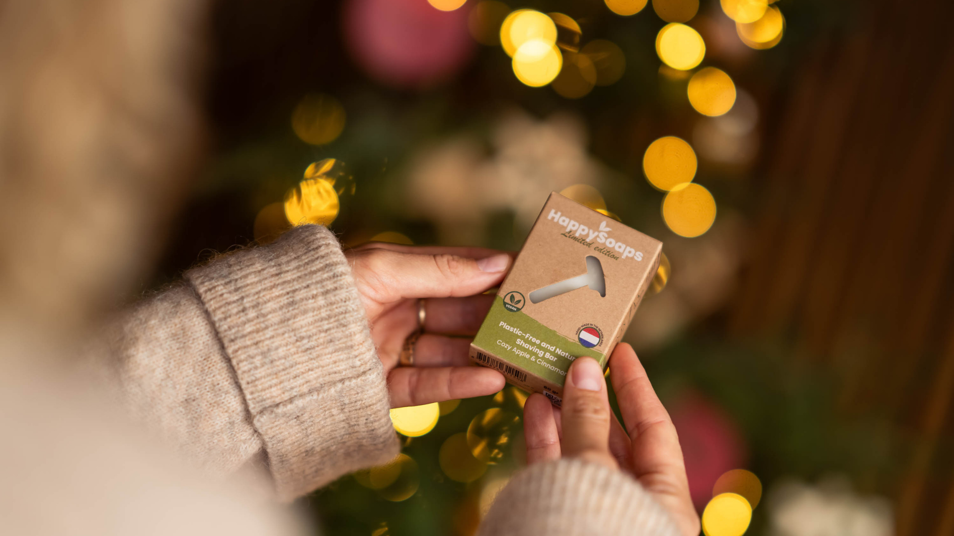 Limited Edition Shaving Bar - Cozy Apple & Cinnamon