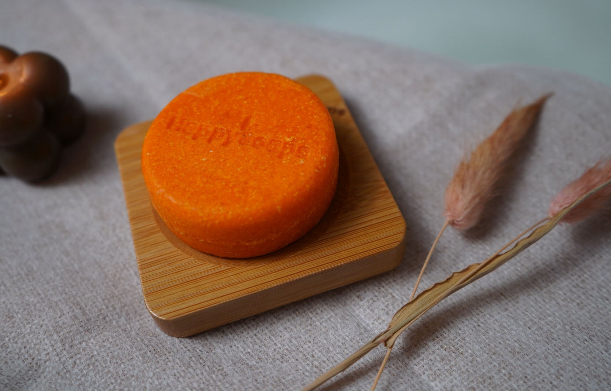 Shampoo Bar met een repairfunctie en een heerlijke zoete en energieke geur. 