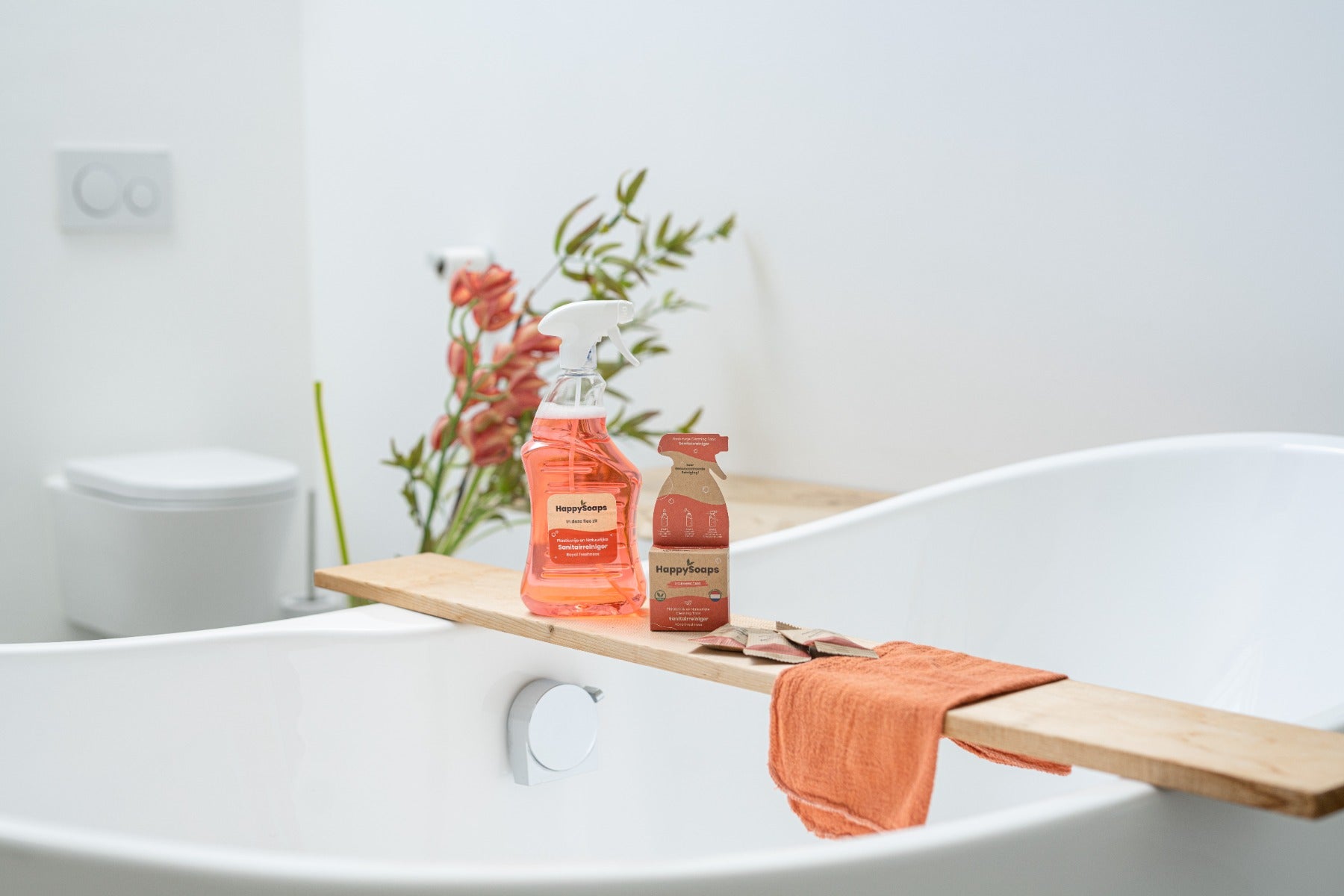 Cleaning Tabs - Sanitairreiniger- Royal Freshness, HappySoaps NL